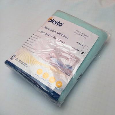 Image of packed Alerta Bed Pad 3.2 litres 